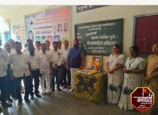 शिक्षक आमदारांच्या उपस्थितीत महामानवांची जयंती संपन्न.